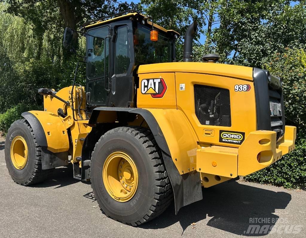 CAT 938 Naudoti ratiniai krautuvai