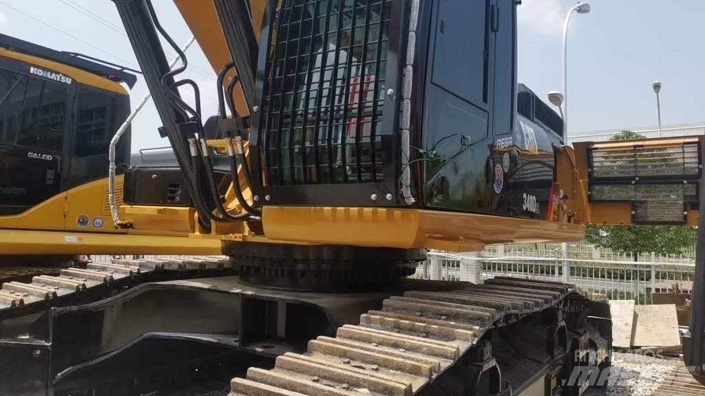 CAT 340 Vikšriniai ekskavatoriai