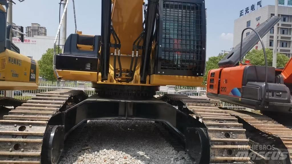CAT 340 Vikšriniai ekskavatoriai