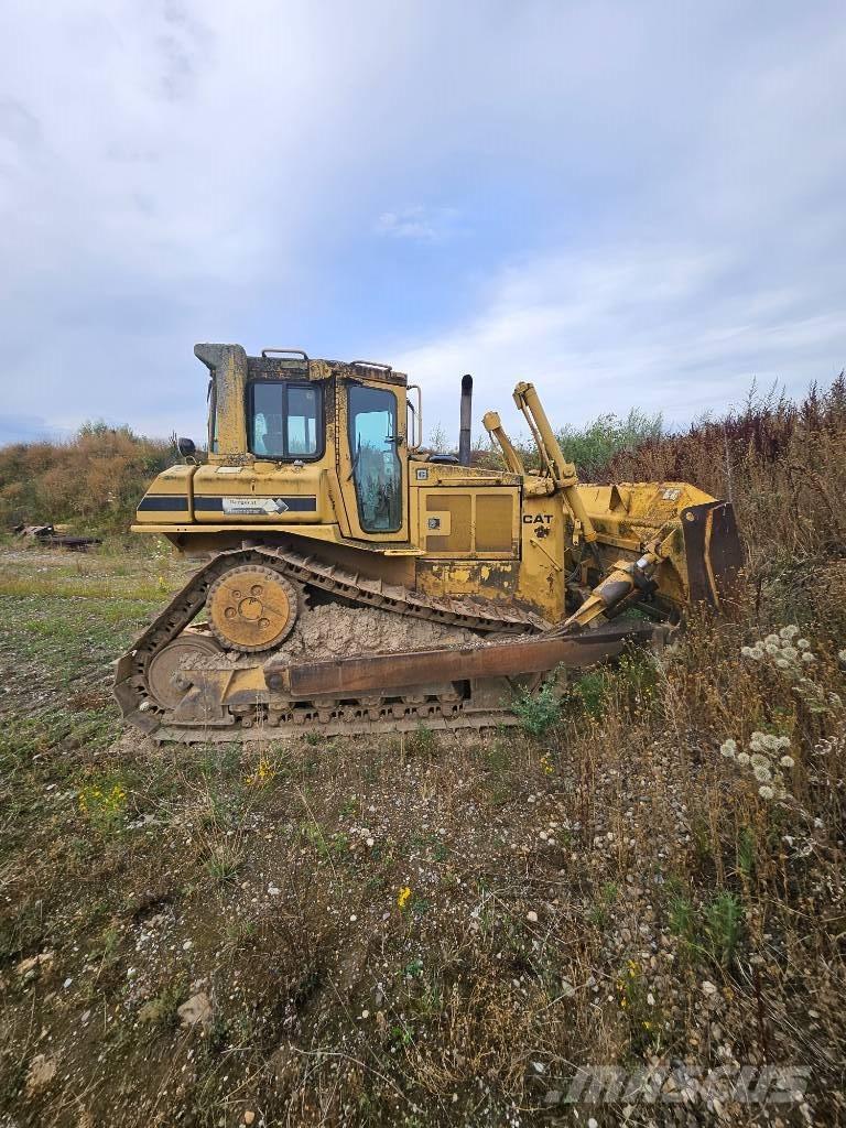 CAT D6h Vikšriniai buldozeriai