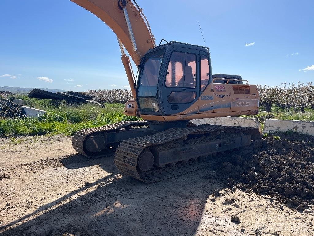 CASE CX 240 Vikšriniai ekskavatoriai