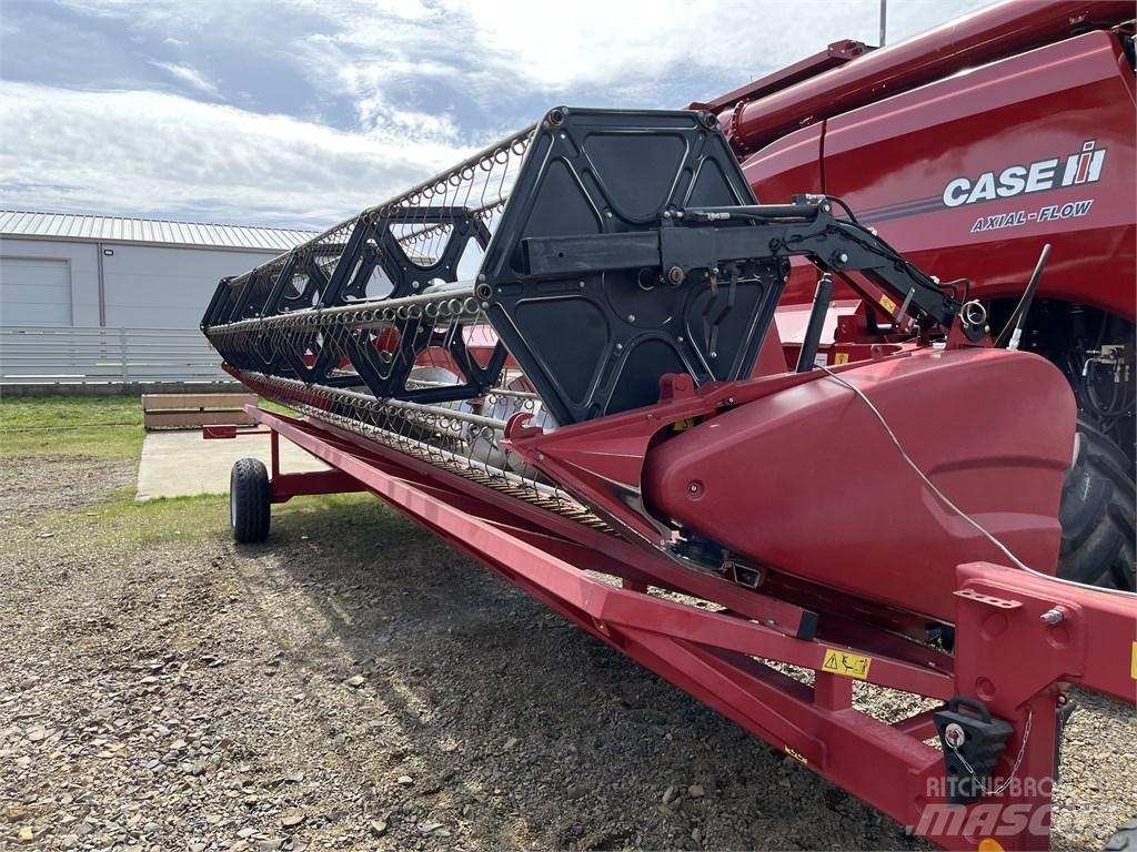 Case IH AF 7240 Derliaus nuėmimo kombainai