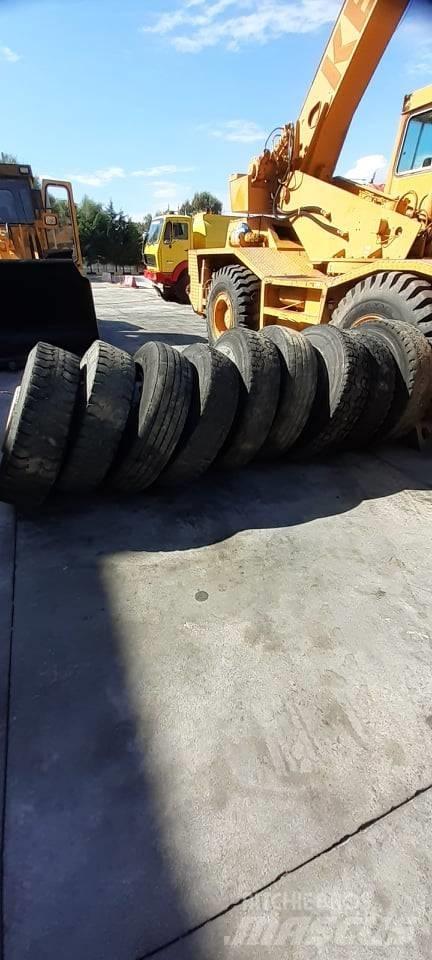 Bridgestone 13R22.5 Padangos, ratai ir ratlankiai