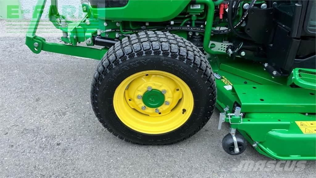 John Deere 3046R Traktoriai