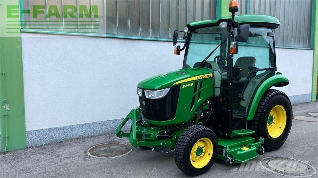 John Deere 3046R Traktoriai