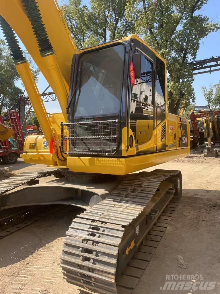 Komatsu pc220-8 Vikšriniai ekskavatoriai