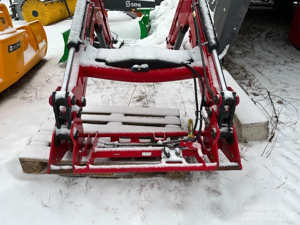 Massey Ferguson 945 Frontaliniai krautuvai ir ekskavatoriai