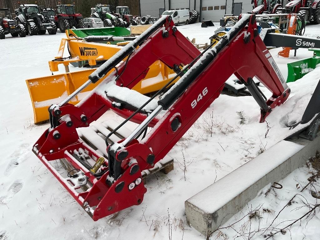 Massey Ferguson 945 Frontaliniai krautuvai ir ekskavatoriai