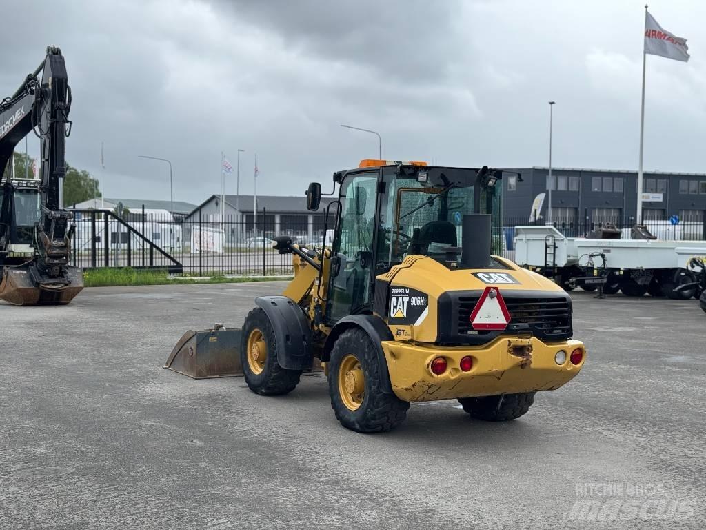 CAT 906 H Naudoti ratiniai krautuvai