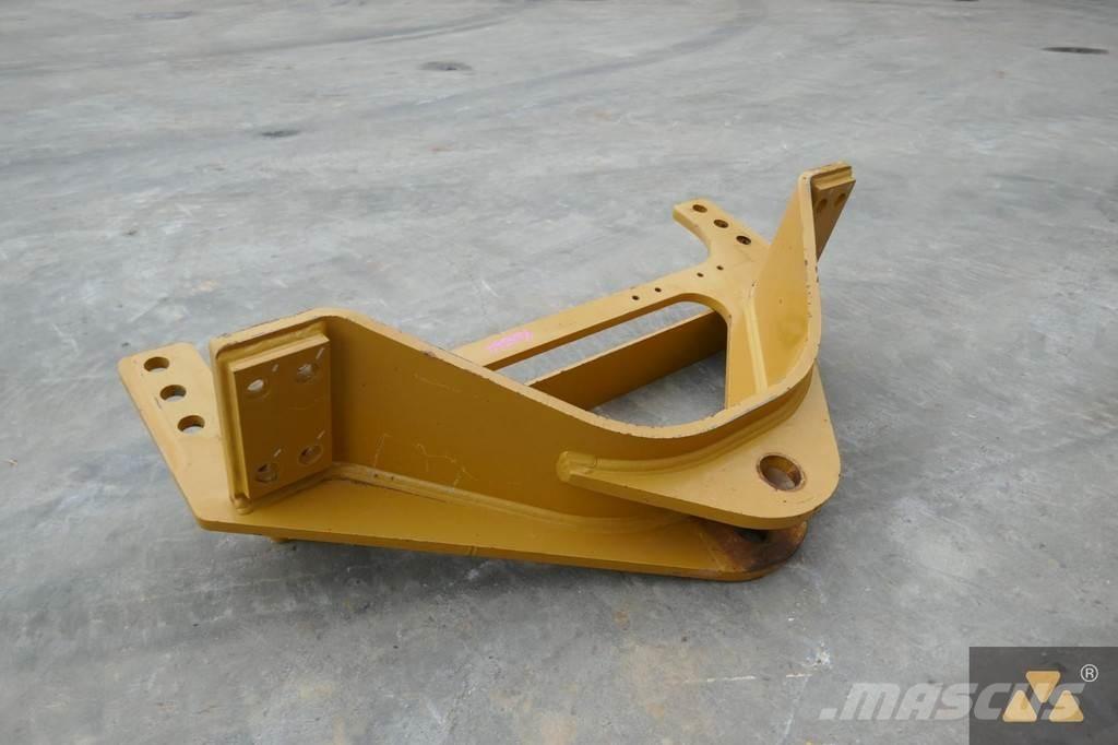 CAT 140M3 Drawbar Kiti naudoti statybos komponentai