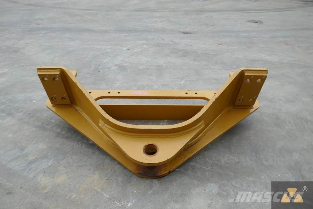 CAT 140M3 Drawbar Kiti naudoti statybos komponentai