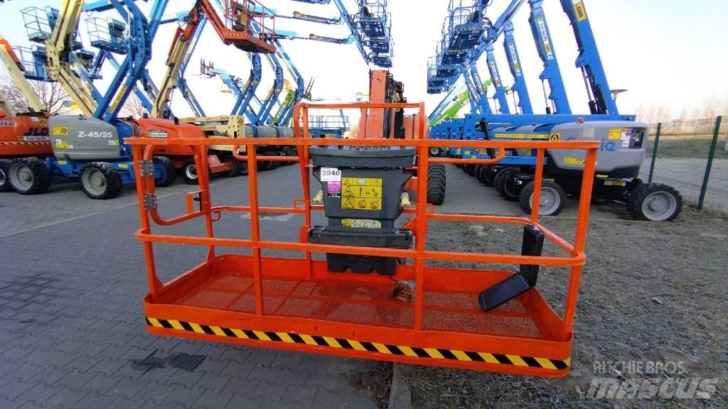 JLG 800 AJ Alkūniniai keltuvai