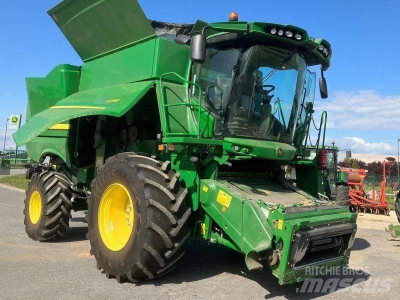 John Deere S770 Derliaus nuėmimo kombainai