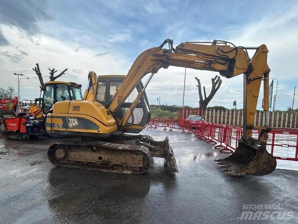 JCB JS70 Vidutinės galios ekskavatoriai 7-12 t