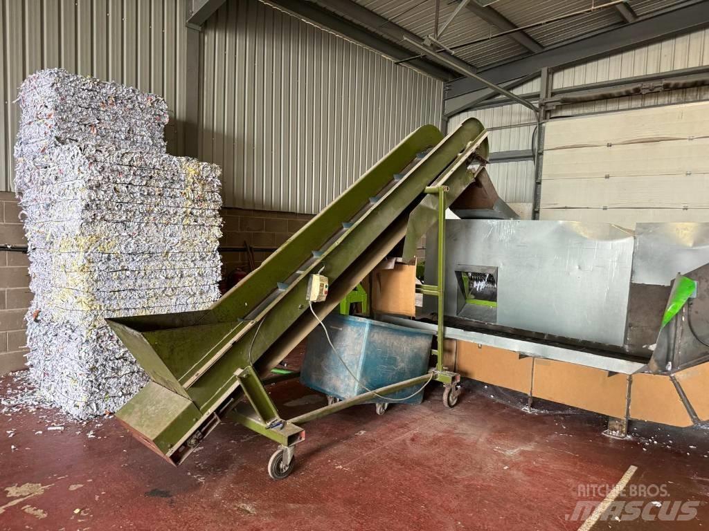  CP MFG 3000 Transporteriai