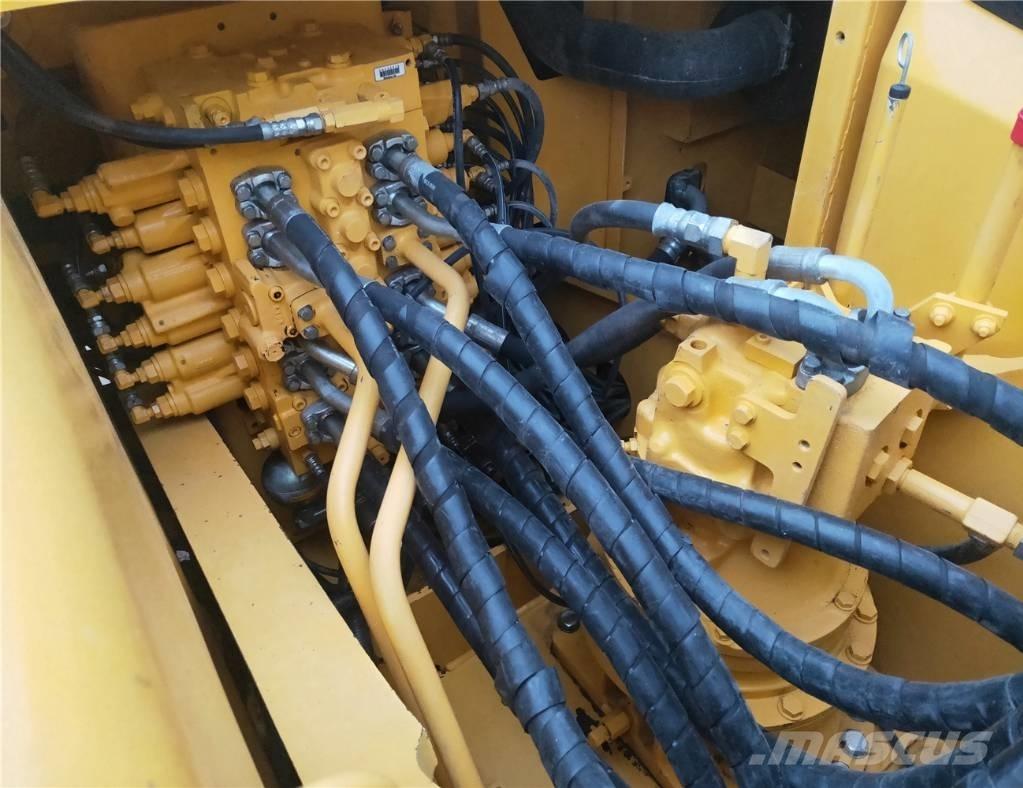 Komatsu PC200-7 Vikšriniai ekskavatoriai