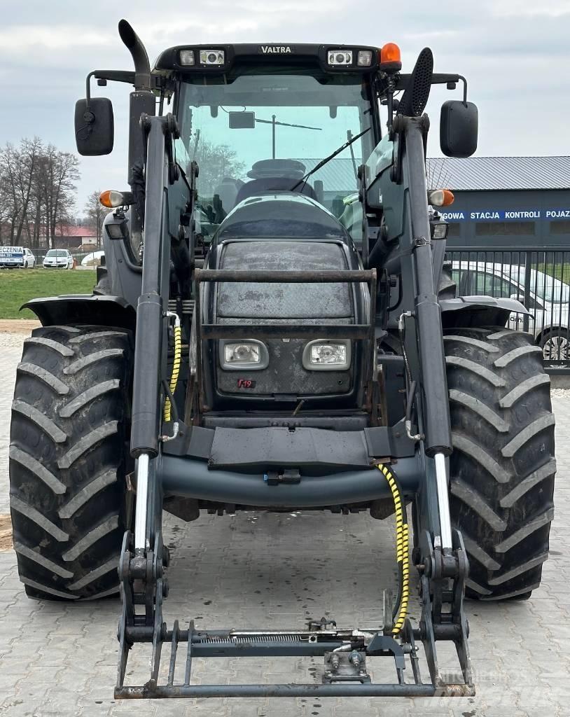 Valtra T 190 Traktoriai
