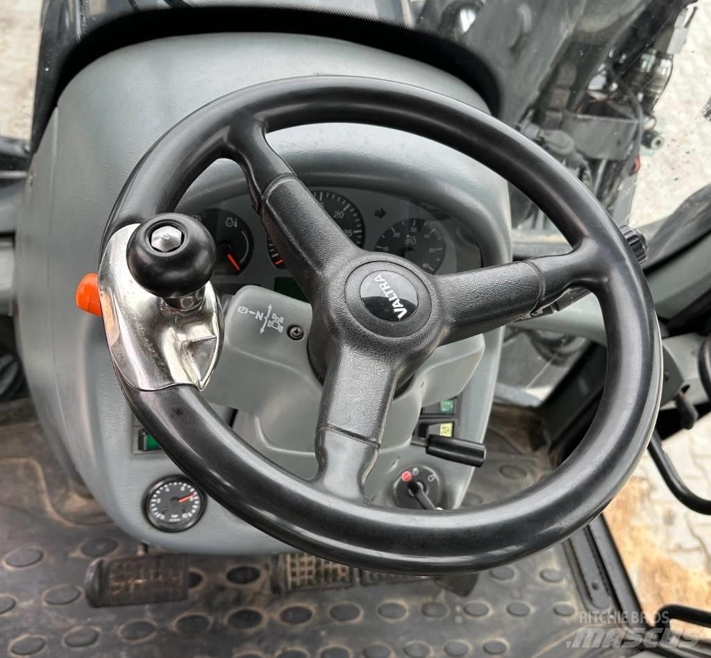 Valtra T 190 Traktoriai