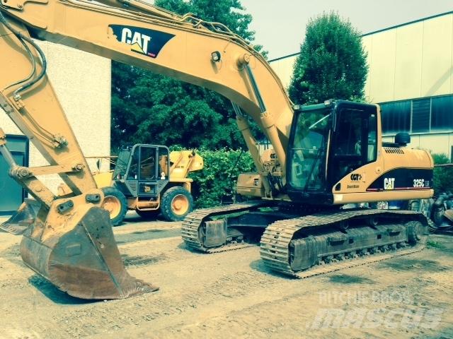 CAT 325CL Vikšriniai ekskavatoriai