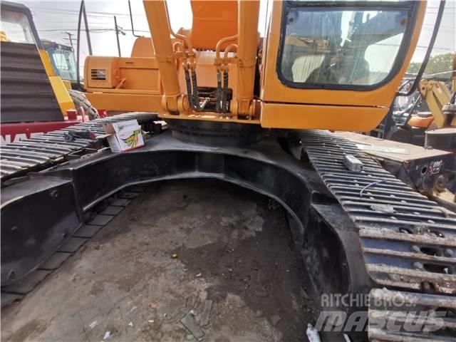 Hyundai R300LC-7 Vikšriniai ekskavatoriai