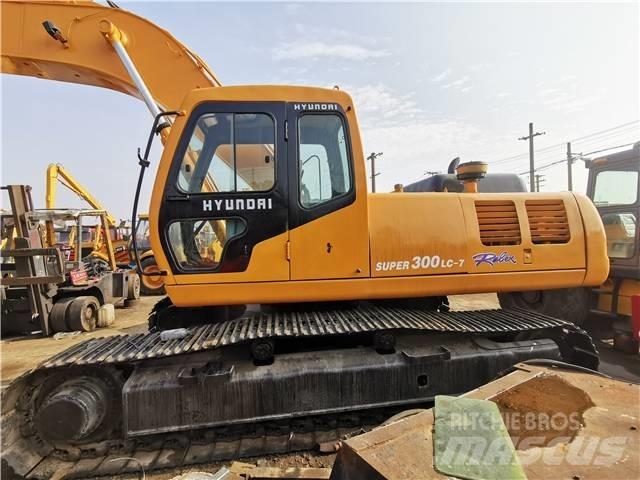 Hyundai R300LC-7 Vikšriniai ekskavatoriai
