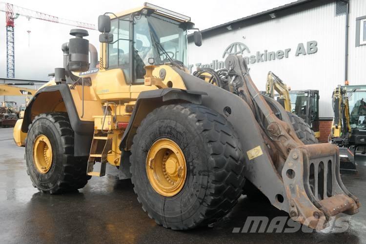 Volvo L220G Naudoti ratiniai krautuvai