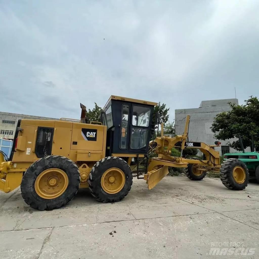 CAT 140 K Greideriai