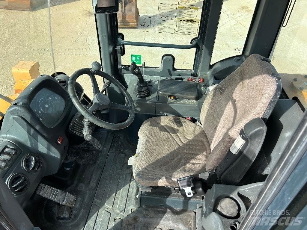 Hyundai HL 757-9 A Naudoti ratiniai krautuvai