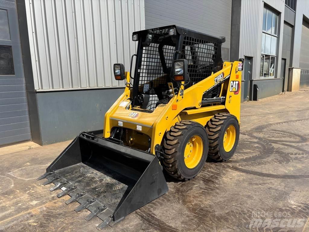 CAT 216B3 Naudoti ratiniai krautuvai