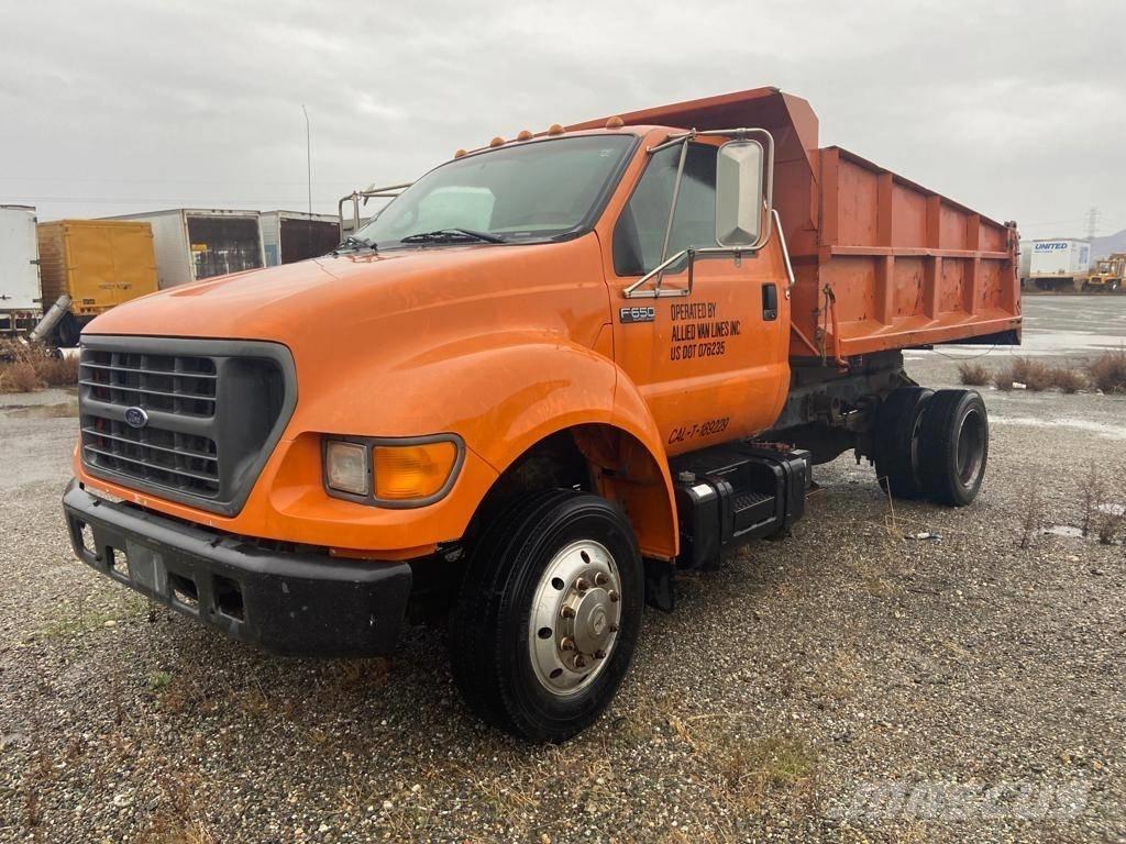 Ford F 650 Savivarčių priekabų vilkikai