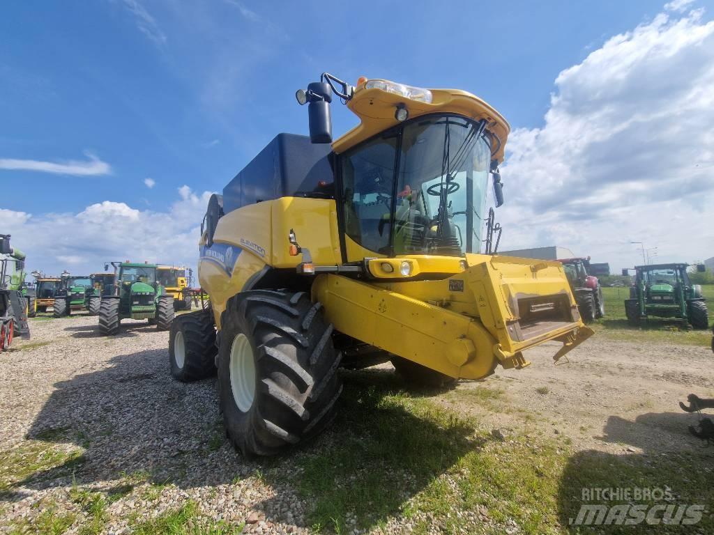 New Holland CX 8090 Derliaus nuėmimo kombainai