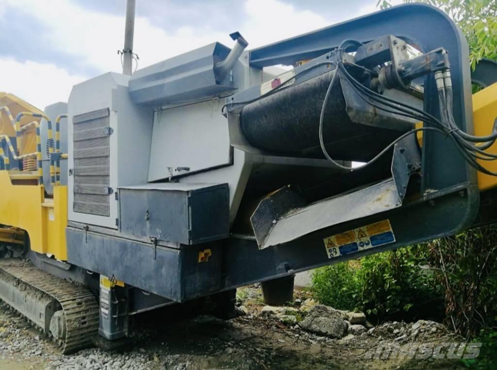 Sandvik QJ 240 Mobilūs smulkintuvai