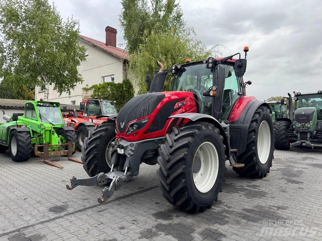 Valtra T234 VERSU Traktoriai