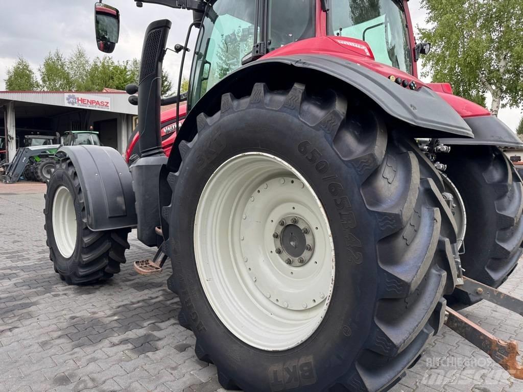 Valtra T234 VERSU Traktoriai