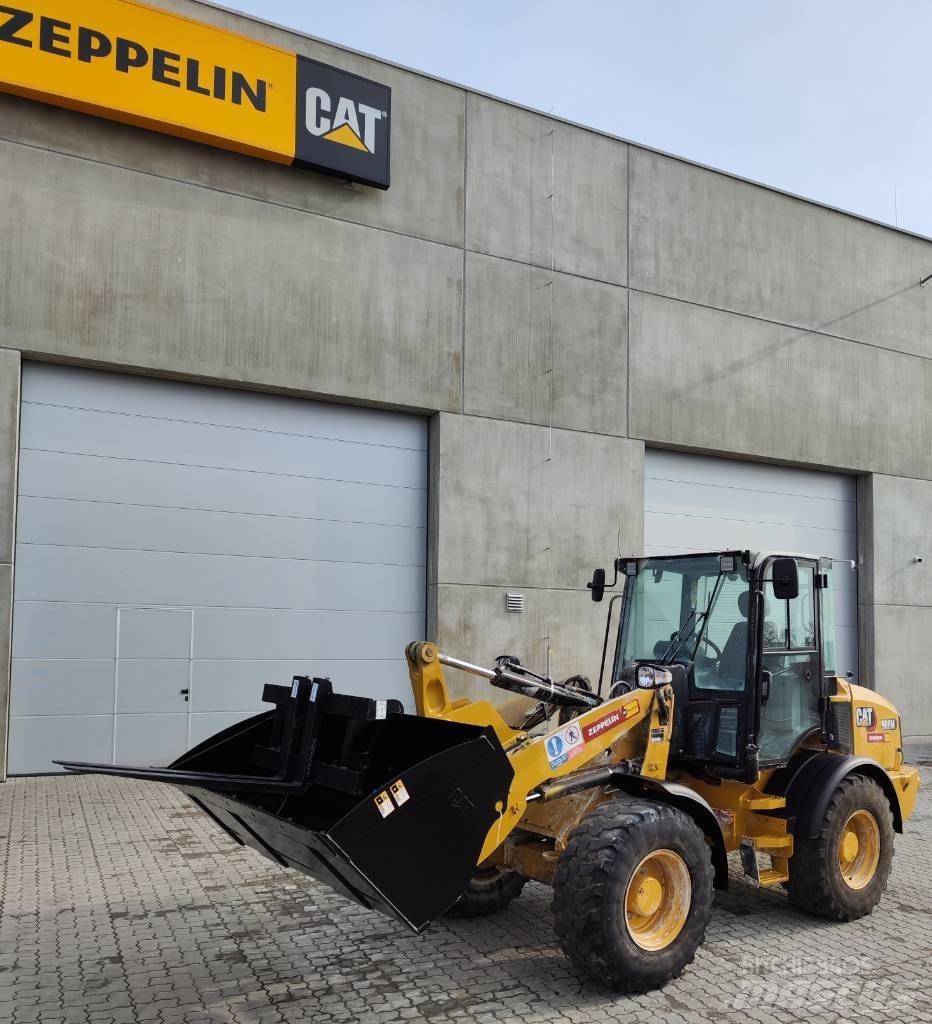 CAT 908 Naudoti ratiniai krautuvai