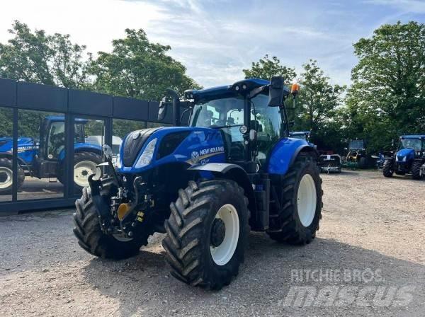 New Holland T7.225 Traktoriai