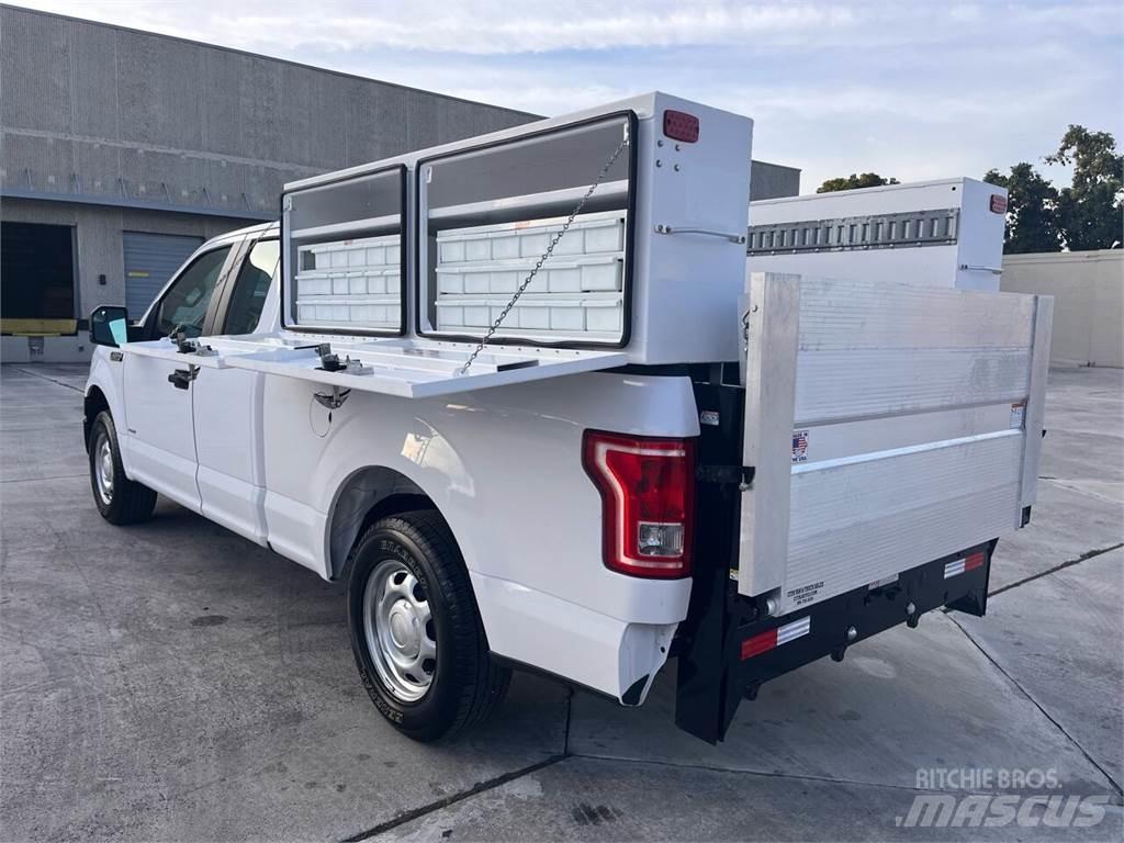 Ford F-150 Pikapai / Bortiniai sunkvežimiai