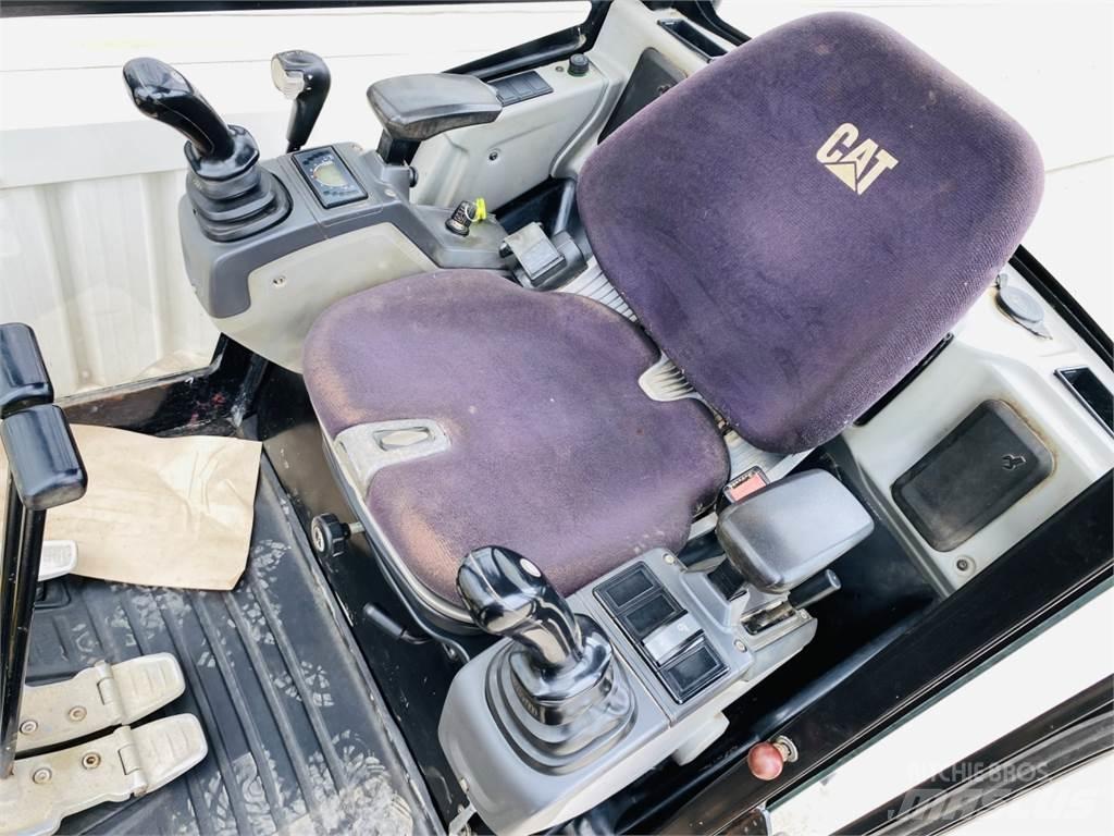 CAT 301.7D Mini ekskavatoriai < 7 t