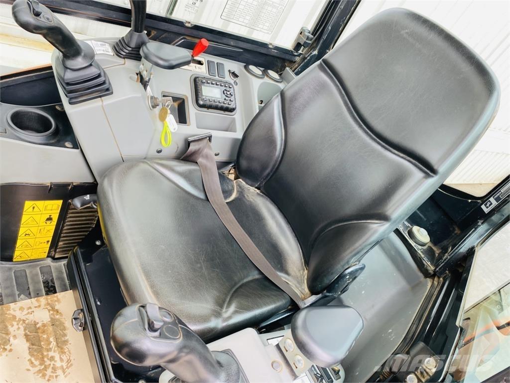 Doosan DX27Z Mini ekskavatoriai < 7 t