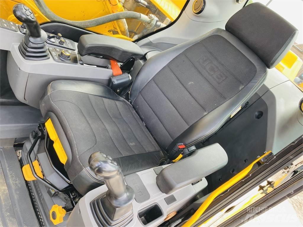 JCB 220X L Vikšriniai ekskavatoriai