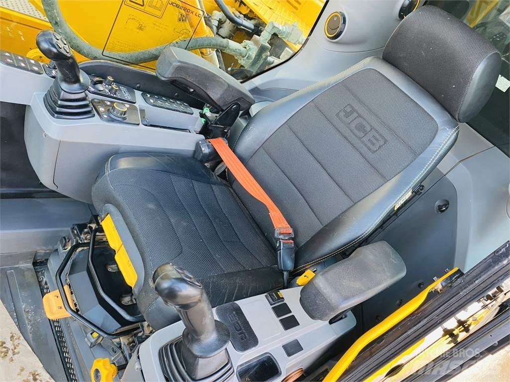 JCB 220XLC Vikšriniai ekskavatoriai