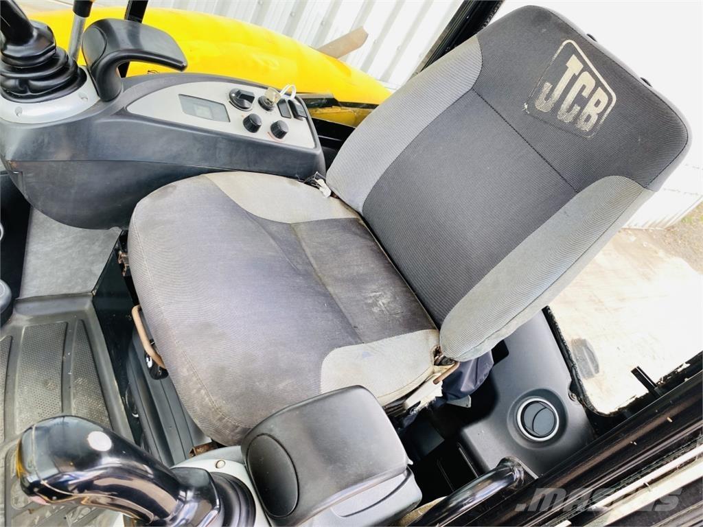 JCB 8045ZTS Vidutinės galios ekskavatoriai 7-12 t