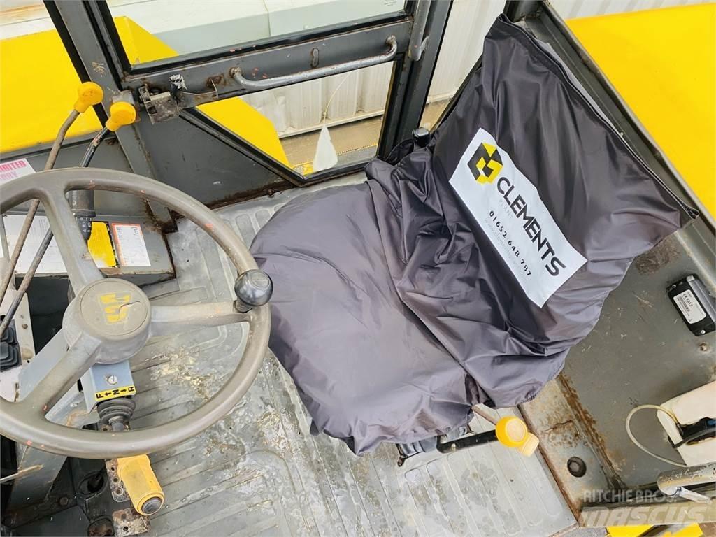 JCB 926RTFL Statyba - Kita