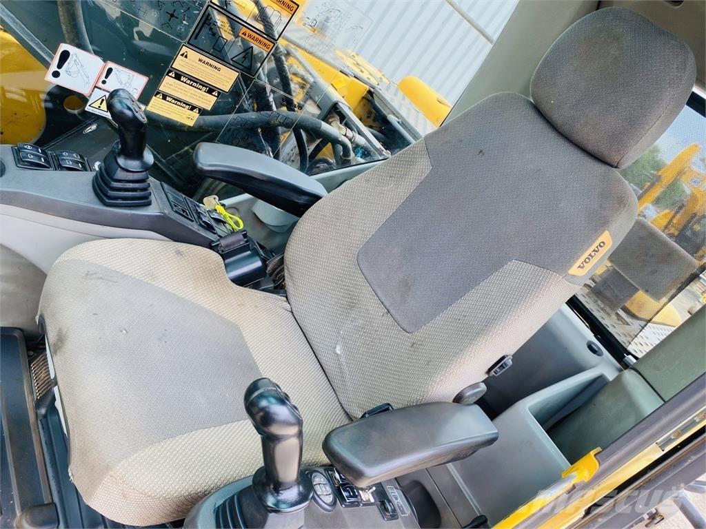 Volvo EC210CL Vikšriniai ekskavatoriai