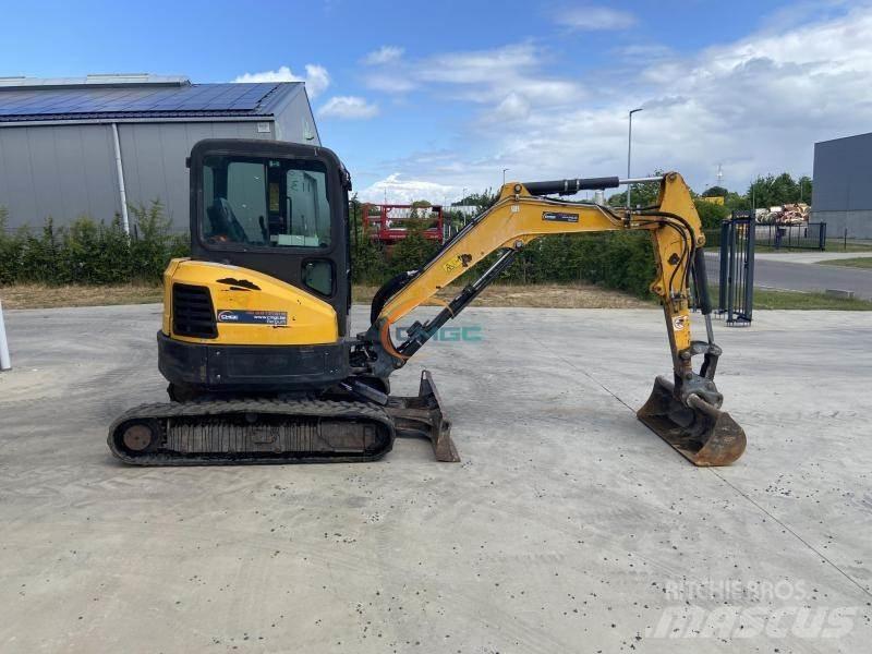 Bobcat E 35 Ratiniai ekskavatoriai