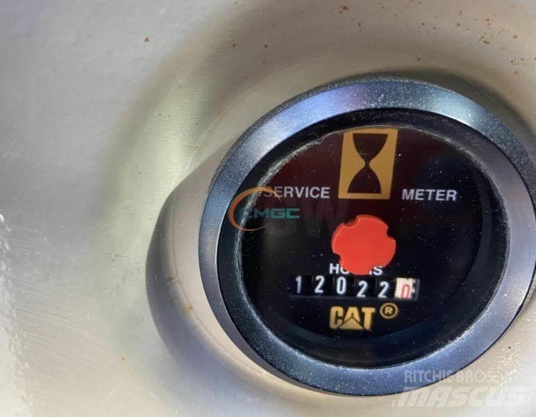CAT 321C LCR Ratiniai ekskavatoriai
