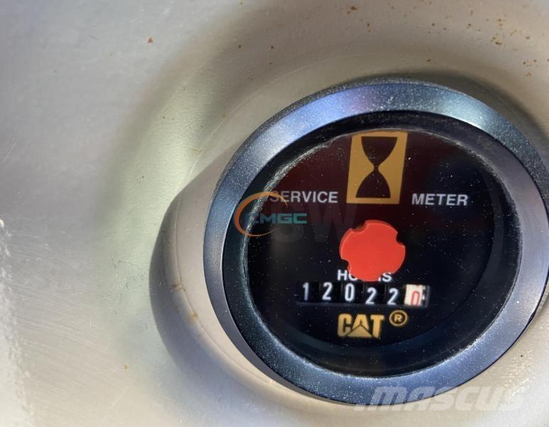 CAT 321C LCR Ratiniai ekskavatoriai