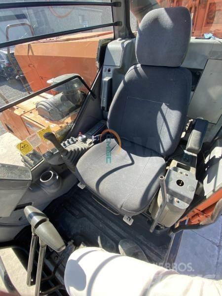 Hitachi EG70 Atliekų išvežimo technika
