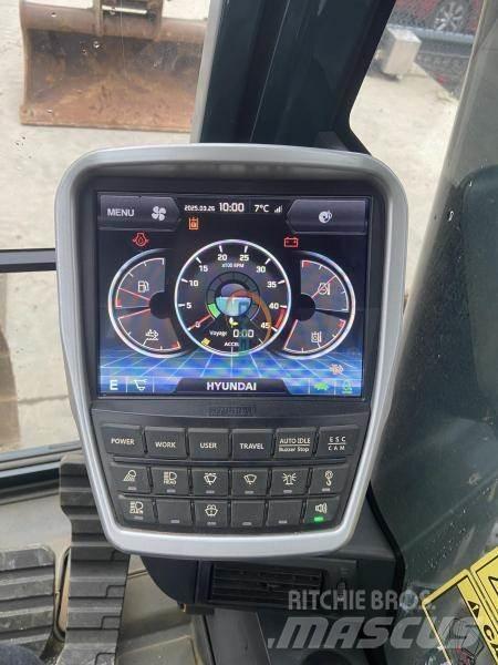 Hyundai HX220 L Ratiniai ekskavatoriai