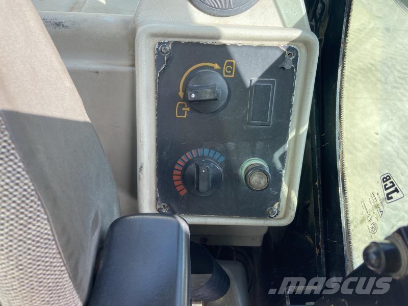 JCB JS145W Ratiniai ekskavatoriai